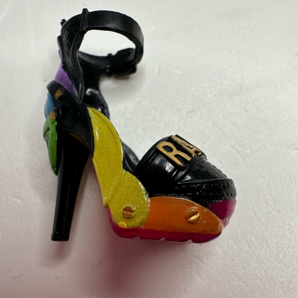 Rainbow High Doll Deluxe Fashion Closet Outfit Replacement Shoes Lot Of 3 - Picture 3 of 8